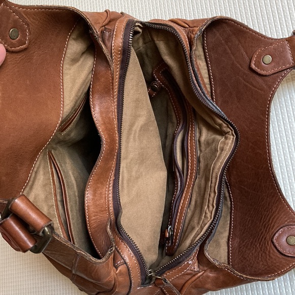 Leather banana republic shoulder bag - Picture 2 of 4